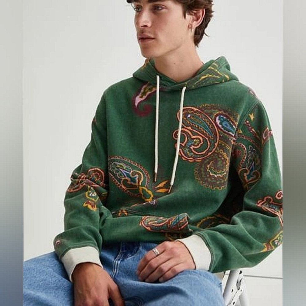 URBAN OUTFITTERS: Exploded Paisley Pullover Hoodie